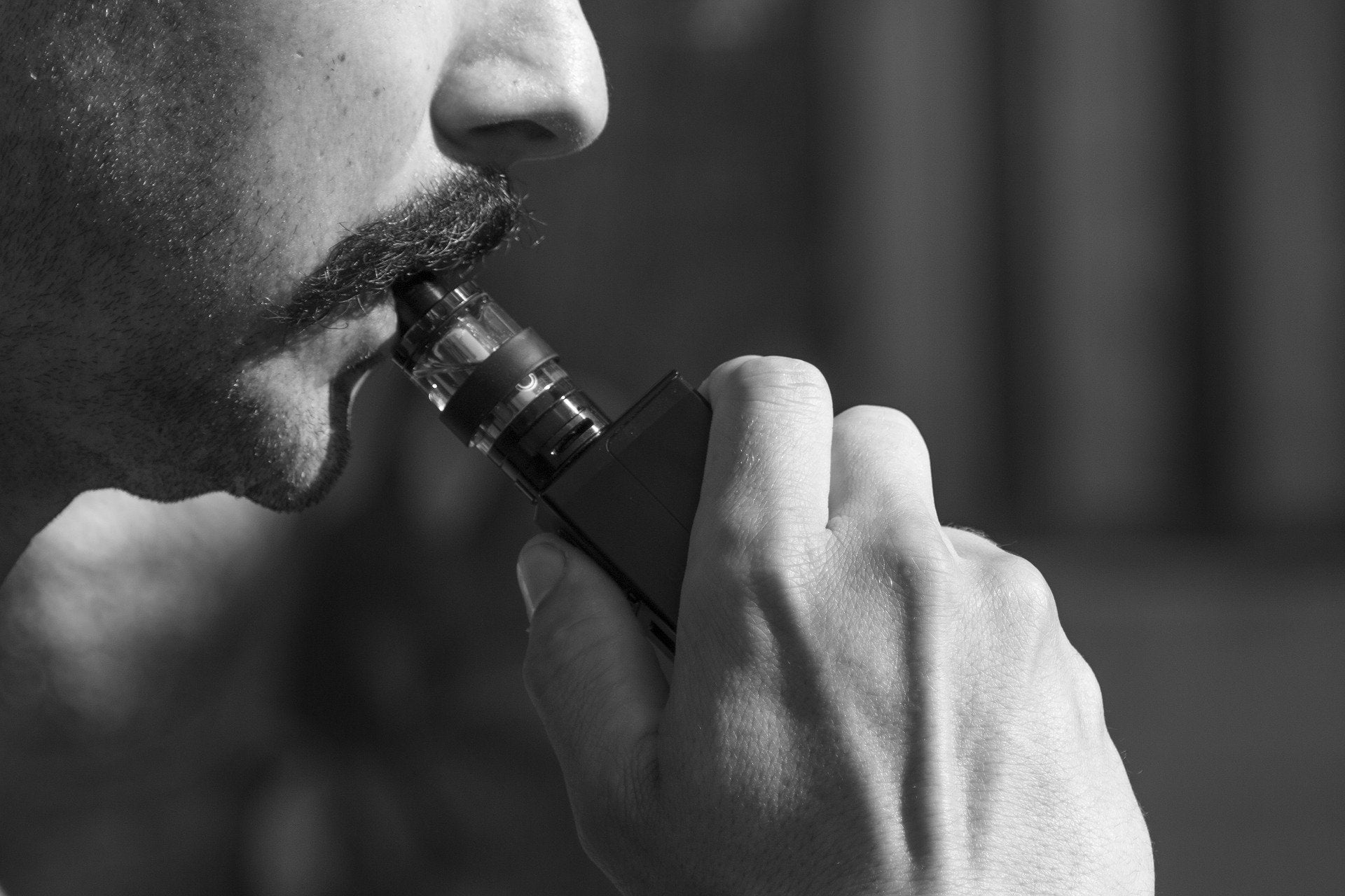 Our Guide to Buying Vapour Juice Online - 3 Must-Have Qualities to Look For - V8PR.uk