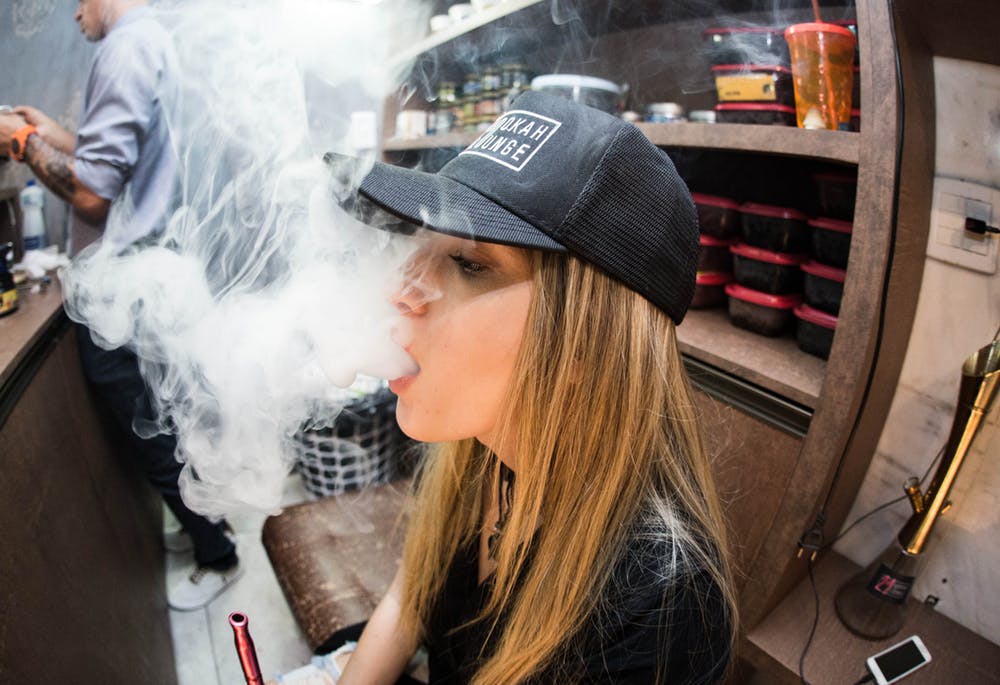 New to Vaping? Here Are 4 Tips to Make the Most Out Of It - V8PR.uk