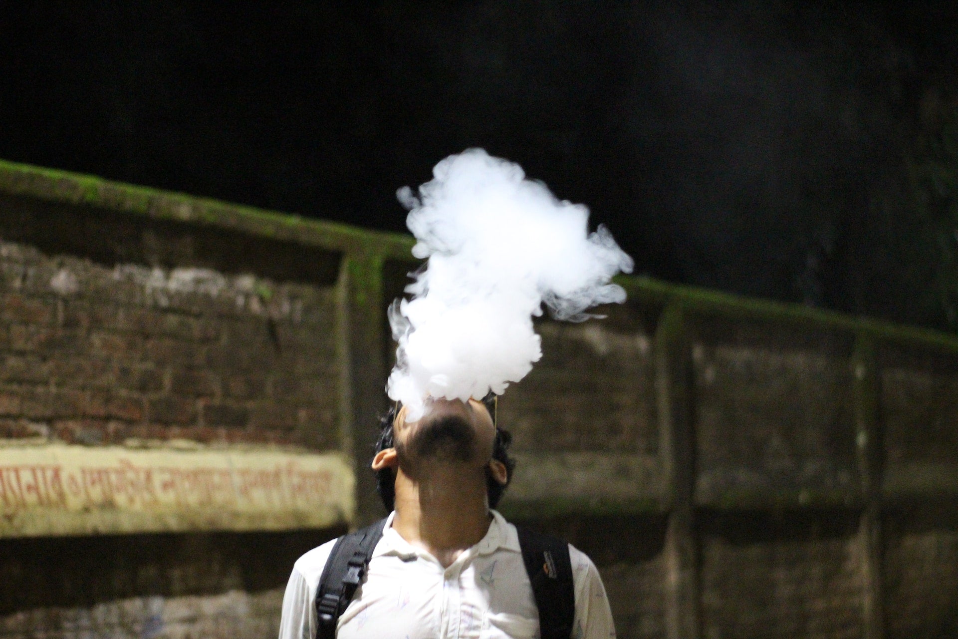 A Comprehensive Guide to Vaping Terminology: Decoding Vape Lingo